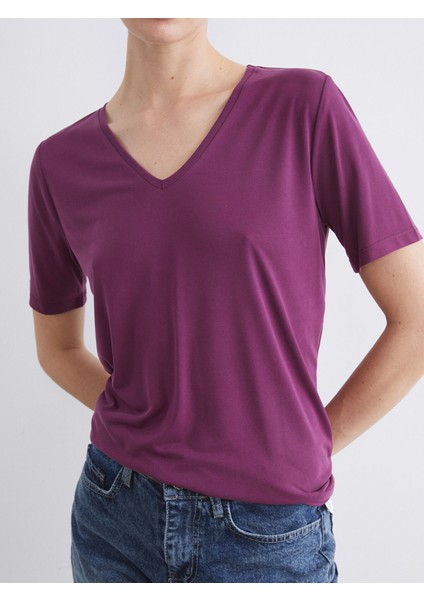 Yeni Sezon V Yaka Modal Karışımlı Kadın Tişört fırsatları