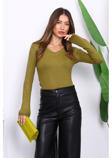 Yağ Yeşili V Yaka Modal Bluz modelleri