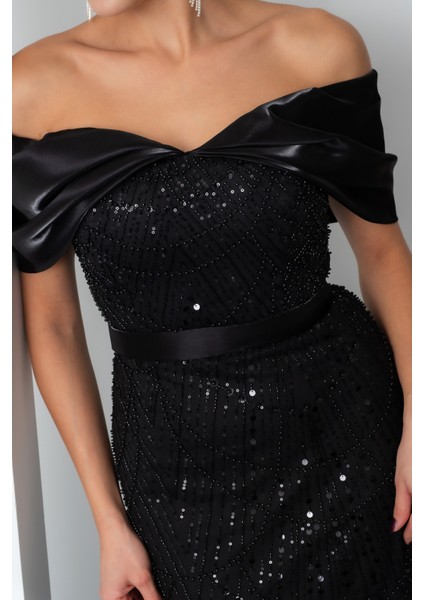 Kadın Siyah Kayık Yaka Midi Boncuklu Abiye Elbise fırsatları