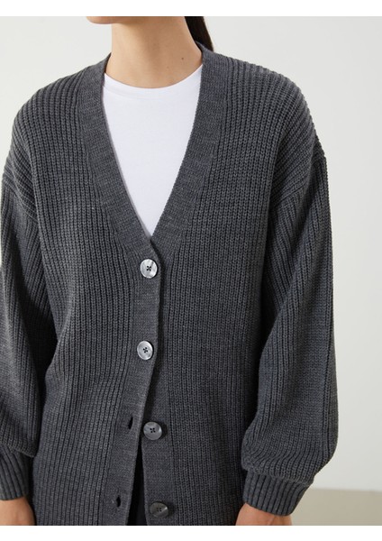 Yeni Sezon V Yaka Kadın Triko Hırka modelleri