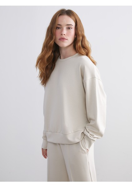 Yeni Sezon Bisiklet Yaka Oversize Kadın Sweatshirt
