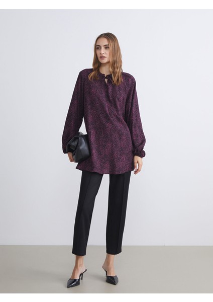 Yeni Sezon Bağlamalı Yaka Desenli Bluz fiyatları