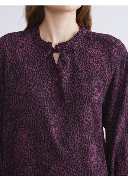 Yeni Sezon Bağlamalı Yaka Desenli Bluz modelleri