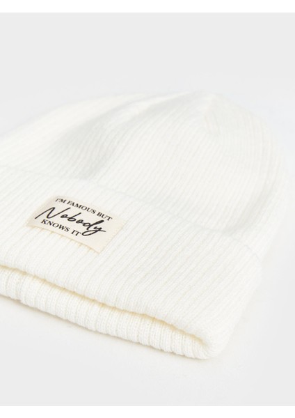 Yeni Sezon Etiket Detaylı Kız Çocuk Bere modelleri