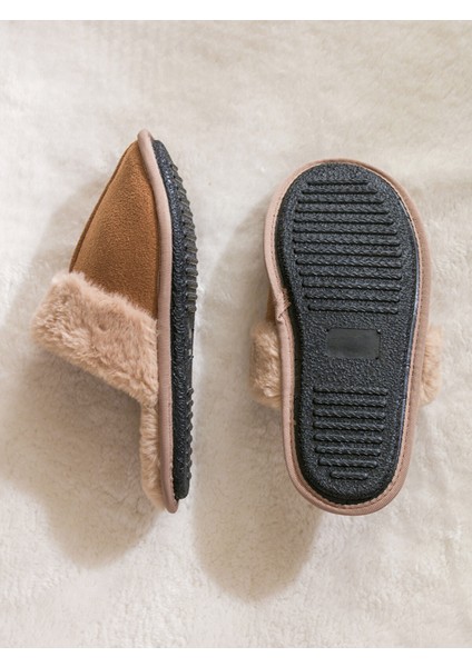 Yeni Sezon Içi Kürklü Ev Terliği fırsatları