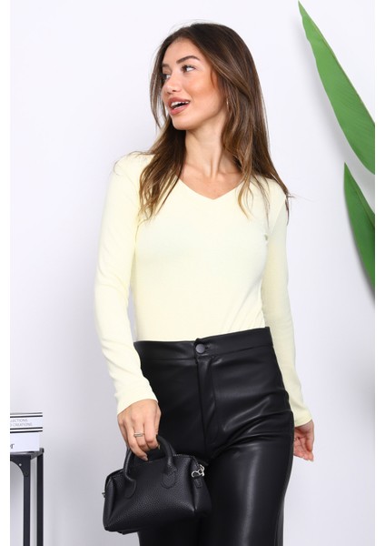 Sarı V Yaka Modal Bluz