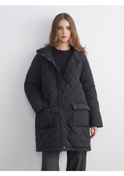 Yeni Sezon Kapüşonlu Kapitone Oversize Kadın Şişme Mont fiyatları