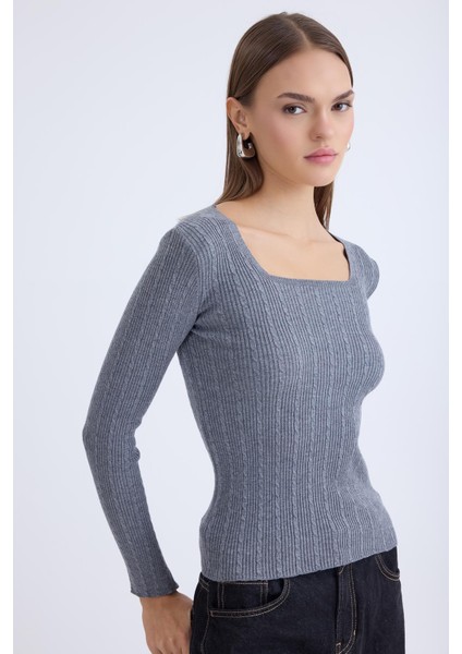 Kare Yaka Uzun Kol Triko Bluz modelleri