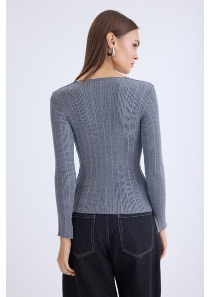 Kare Yaka Uzun Kol Triko Bluz indirimleri