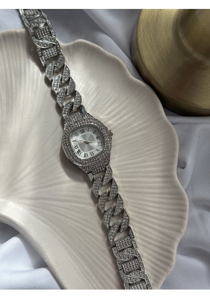Zirkon Taş Işlemeli Lüx Saat modelleri