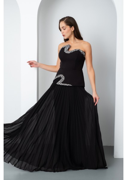 Kadın Siyah Straplez Yaka Taşlı Piliseli Uzun Abiye Elbise
