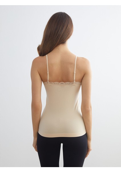 Yeni Sezon V Yaka Dantel Detaylı Kadın Atlet fırsatları