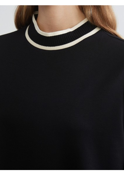 Yeni Sezon Dik Yaka Kadın Tişört modelleri