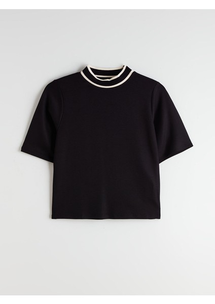 Yeni Sezon Dik Yaka Kadın Tişört indirimleri