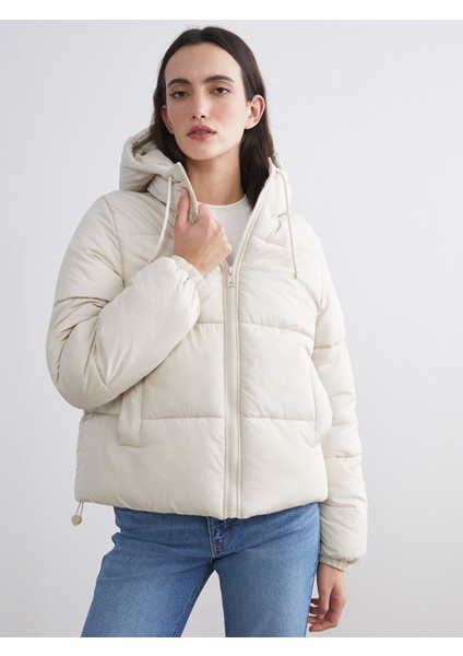 Yeni Sezon Kapüşonlu Kadın Şişme Mont