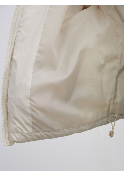 Yeni Sezon Kapüşonlu Kadın Şişme Mont fırsatları