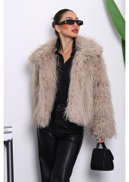 Vizon Yakalı Kürk Kaban fırsatları