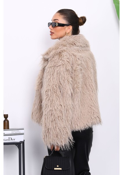 Vizon Yakalı Kürk Kaban indirimleri