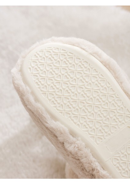 Yeni Sezon Kadın Pelüş Ev Botu indirimleri