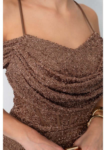 Kadın Kahverengi Omuz Dekolteli Boncuklu Uzun Abiye Elbise indirimleri