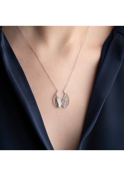 925 Ayar Gümüş Taşlı Kanatlı Melek Kolye modelleri