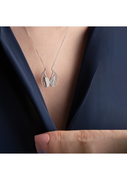 925 Ayar Gümüş Taşlı Kanatlı Melek Kolye indirimleri