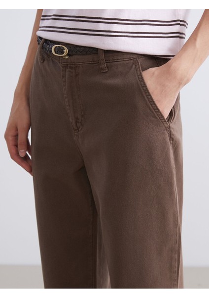 Yeni Sezon Beli Kemerli Carrot Fit Kadın Jean Pantolon modelleri