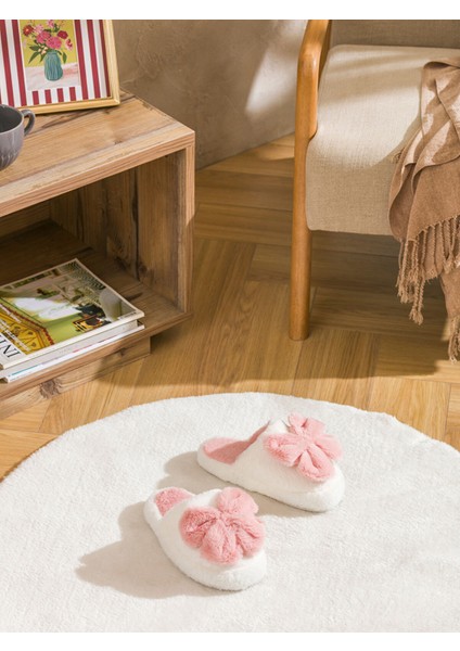 Yeni Sezon Fiyonk Detaylı Kadın Ev Terliği