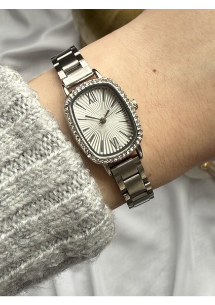Çelik Zirkon Taş Detaylı Saat