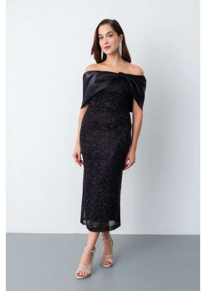 Kadın Siyah Yaka Detay Boncuklu Midi Söz Nişan Abiye Elbise
