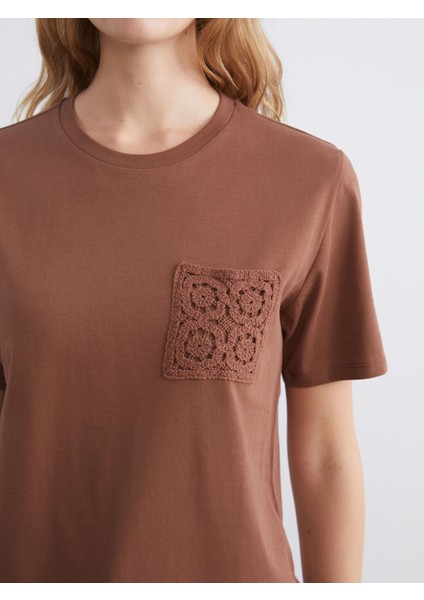 Yeni Sezon Bisiklet Yaka Dantel Cepli Kadın Tişört modelleri