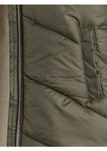 Yeni Sezon Kapüşonlu Kız Çocuk Mont modelleri