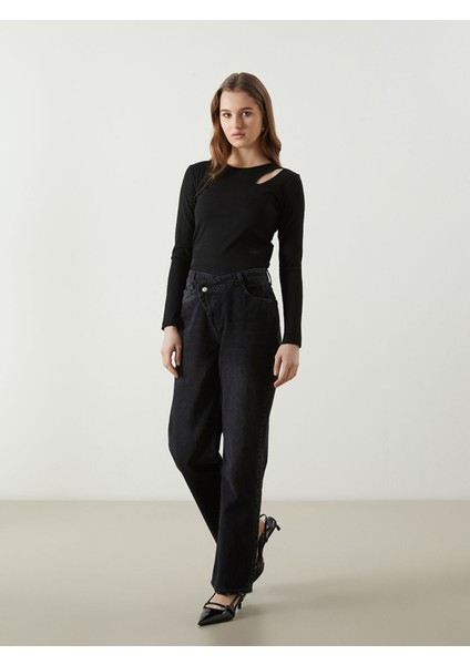 Yeni Sezon Bisiklet Yaka Pencere Detaylı Kadın Body fiyatları