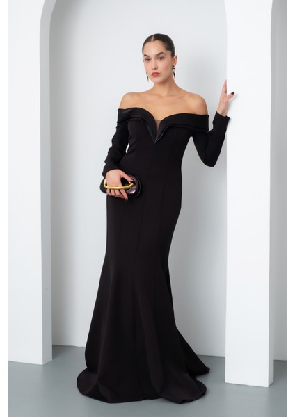 Kadın Siyah Kayık Yaka Uzun Balık Abiye Elbise