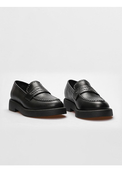 Hakiki Deri Siyah Zımba Detaylı Kadın Günlük Ayakkabı fırsatları