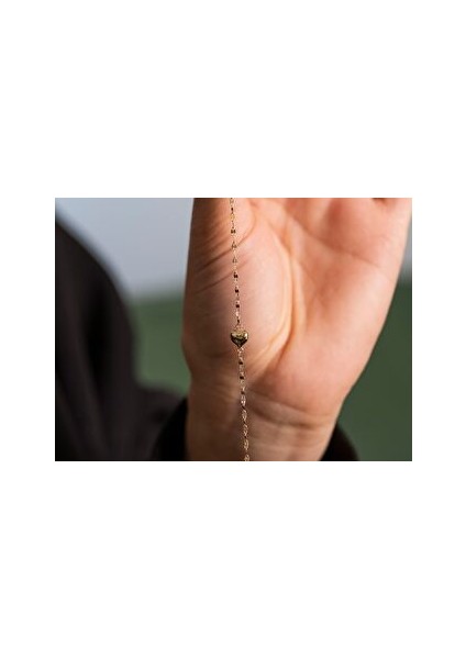 Lovely Altın Kalpli Işıltılı Zincir Bileklik modelleri