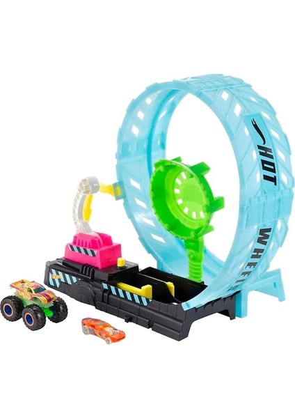 Wheels Monster Trucks Karanlıkta Parlayan Çemberde Yarış Seti, 4 Yaş ve Üzeri, HBN02