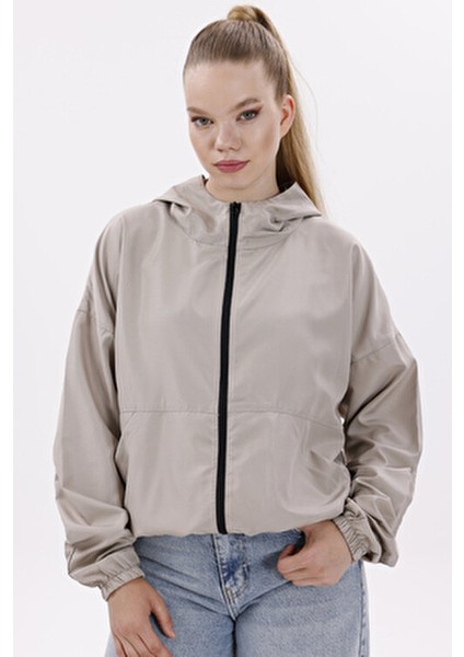 Kadın Taş Kapüşonlu Su ve Rüzgar Geçirmez Oversize Yağmurluk - Rüzgarlık fiyatları