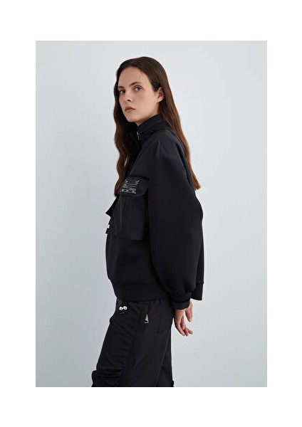 Etiket Detaylı Geniş Cep Bluz modelleri