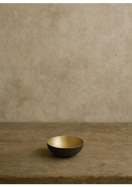 Içi Altın Renginde Dışı Antik Görünümlü Pirinç Dekoratif Obje 10X5 cm