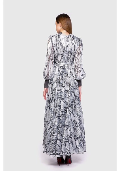 Triko Detaylı Yılan Desenli Maxi Boy Şifon Gri Elbise modelleri