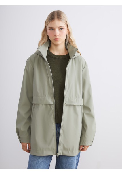 Yeni Sezon Kapüşonlu Oversize Kadın Yağmurluk
