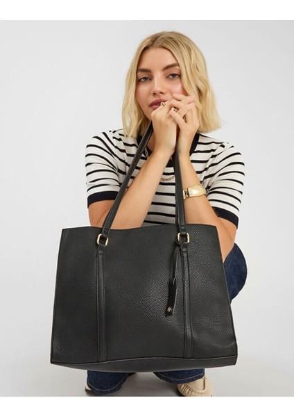 Klasik Tokalı Omuz Çantası