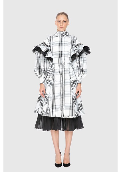 Kollari Hacimli V Yaka Midi Boy Siyah Elbise