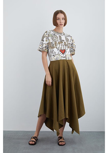 Yuvarlak Yakalı Kısa Kollu Işlemeli Asimetrik Yeşil Elbise fiyatları