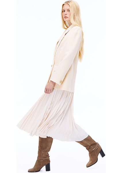 Seras Rahat Kalıp Standart Boy Takma Kol Ceket Yaka Bej Ceket modelleri