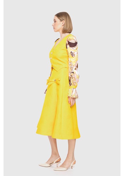 Kolları Çiçek Işlemeli Sarı Bluz fiyatları