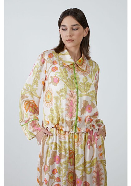 Önü Fermuarlı Desenli Renkli Ceket fiyatları