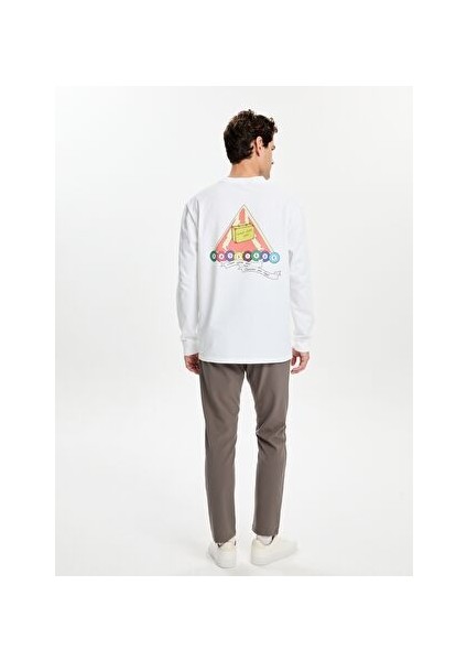 Beyaz Casino Baskılı Uzun Kollu T-Shirt fırsatları