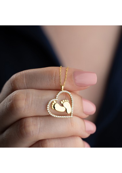 925 Ayar Gümüş Kalpli Bebek Ayağı Kolye fiyatları